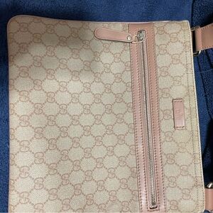 Gucci Supreme Crossbody Bag